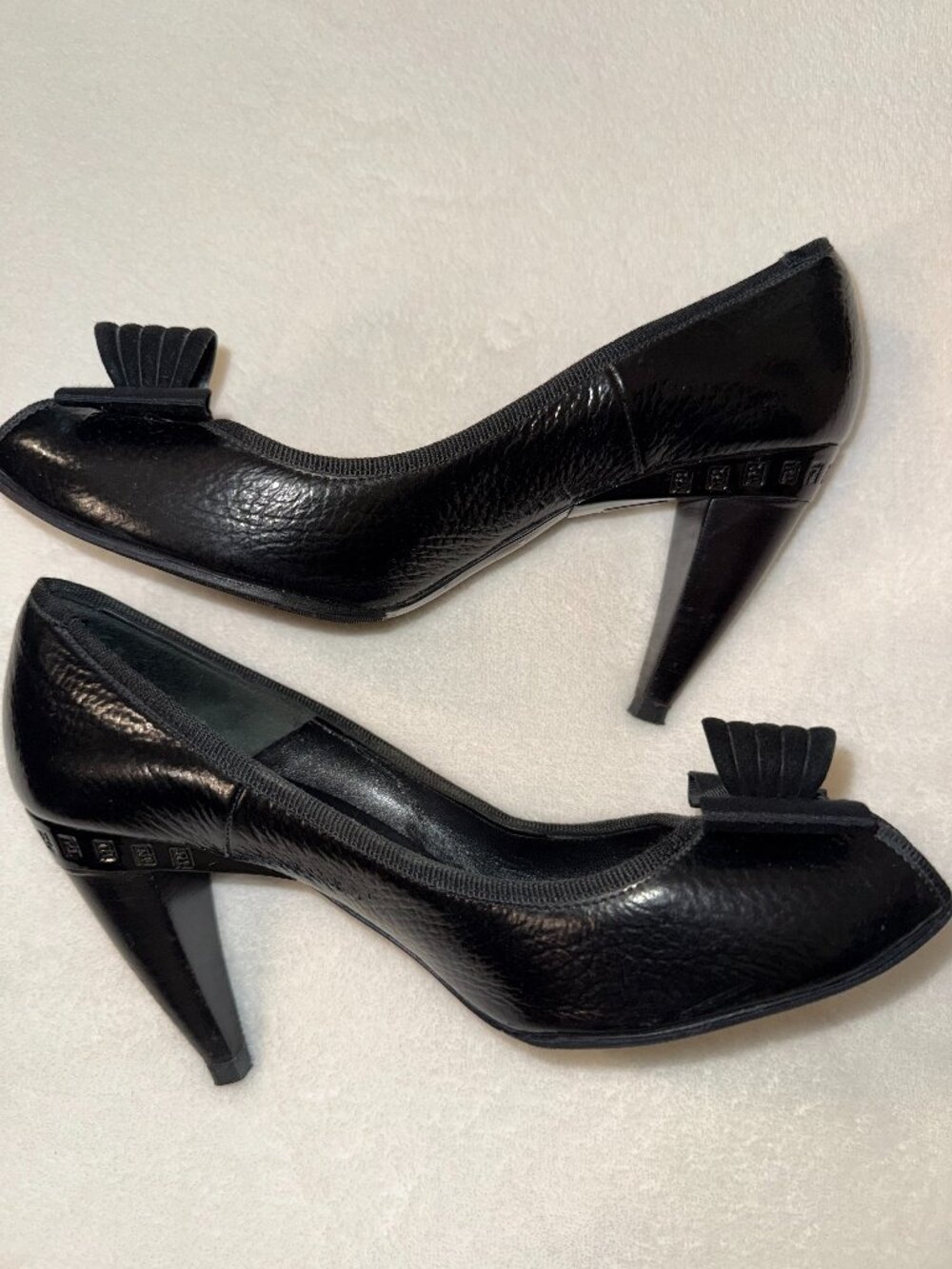 FENDI Logo Vintage Women's Black Patent Leather Heels Very Classy & Feminine!